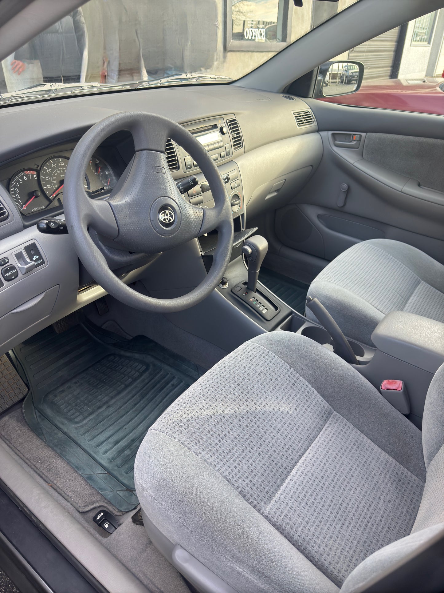 2005 TOYOTA COROLLA CE
