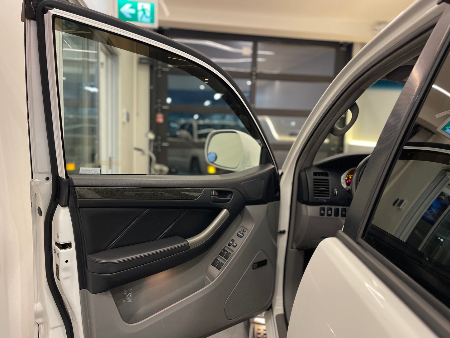 2004 Toyota 4Runner Limited V8