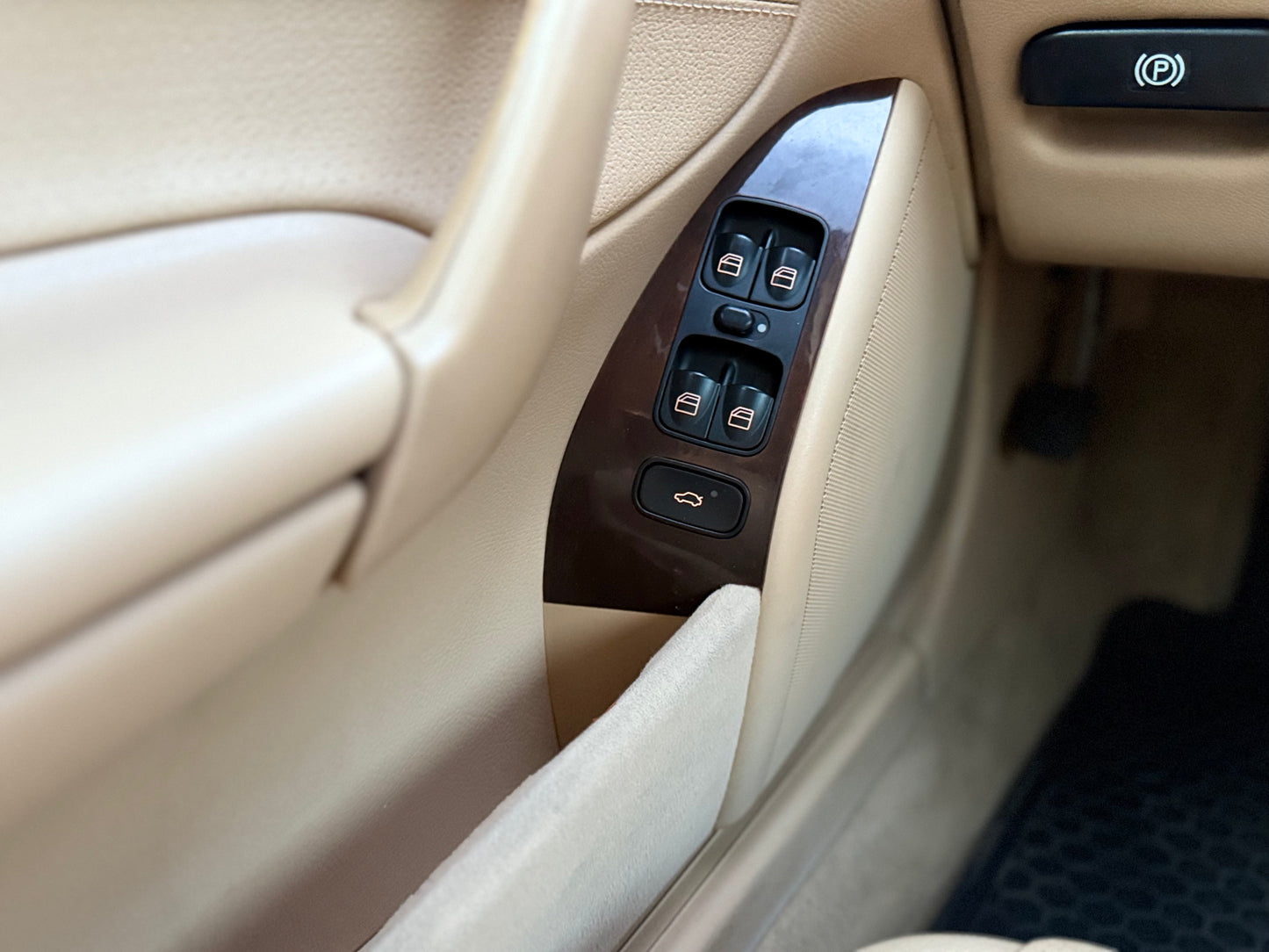 2002 Mercedes-Benz C240 Elegance