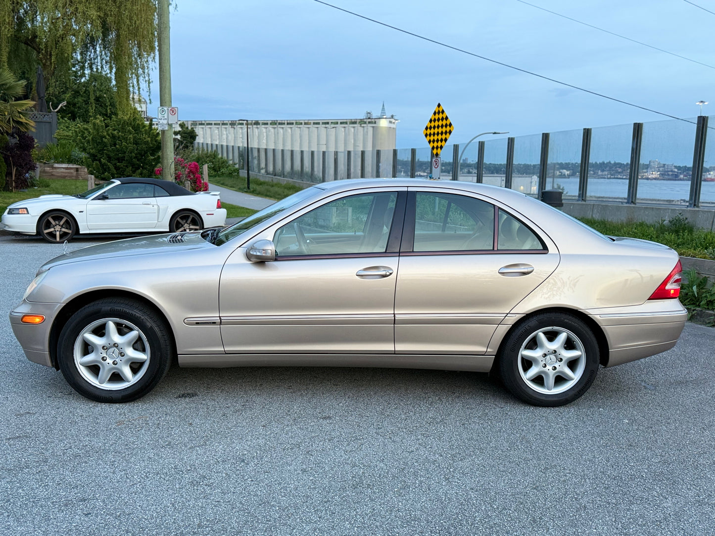 2002 Mercedes-Benz C240 Elegance