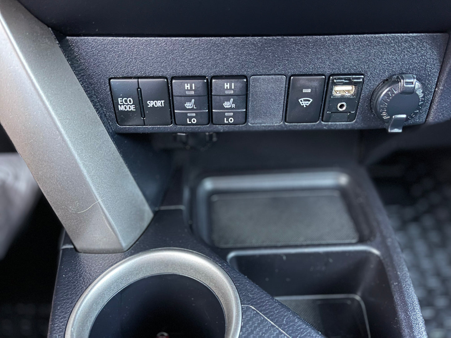 2014 Toyota RAV4 XLE AWD