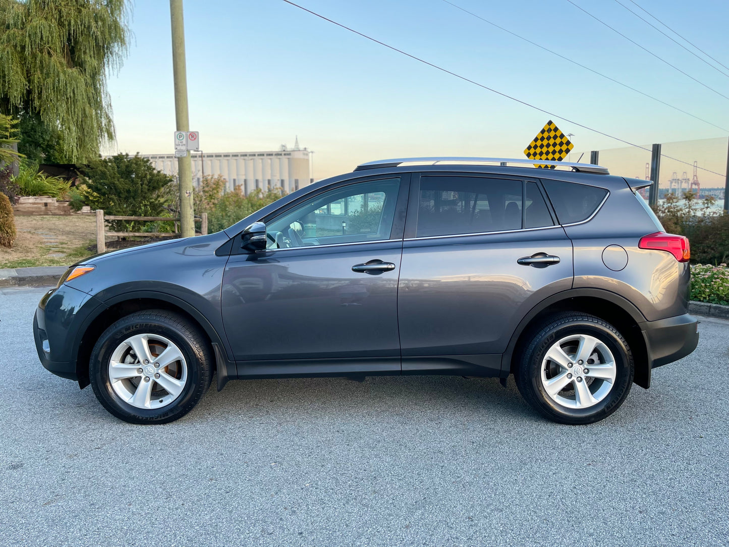2014 Toyota RAV4 XLE AWD