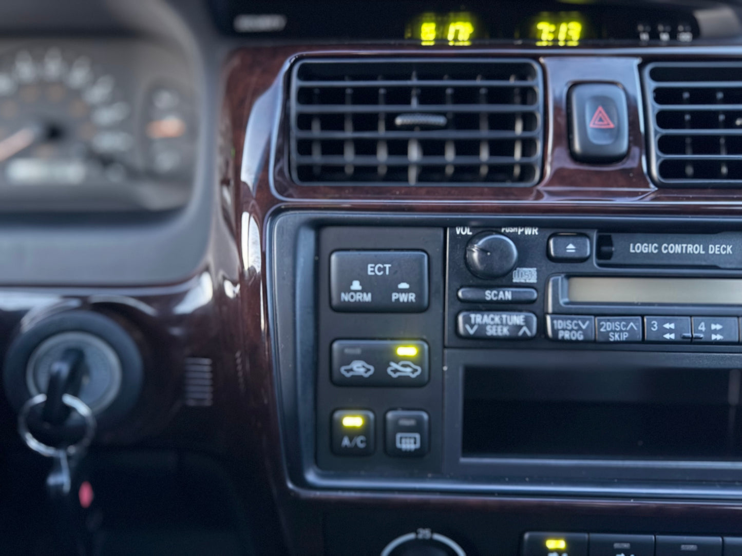 1998 Toyota Avalon XLS