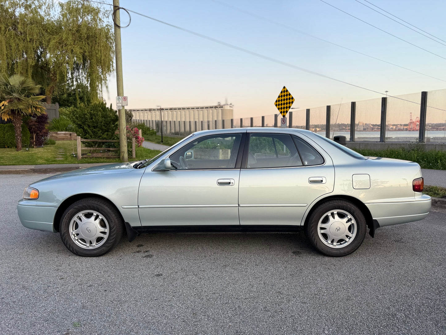 1996 Toyota Camry V6 LE