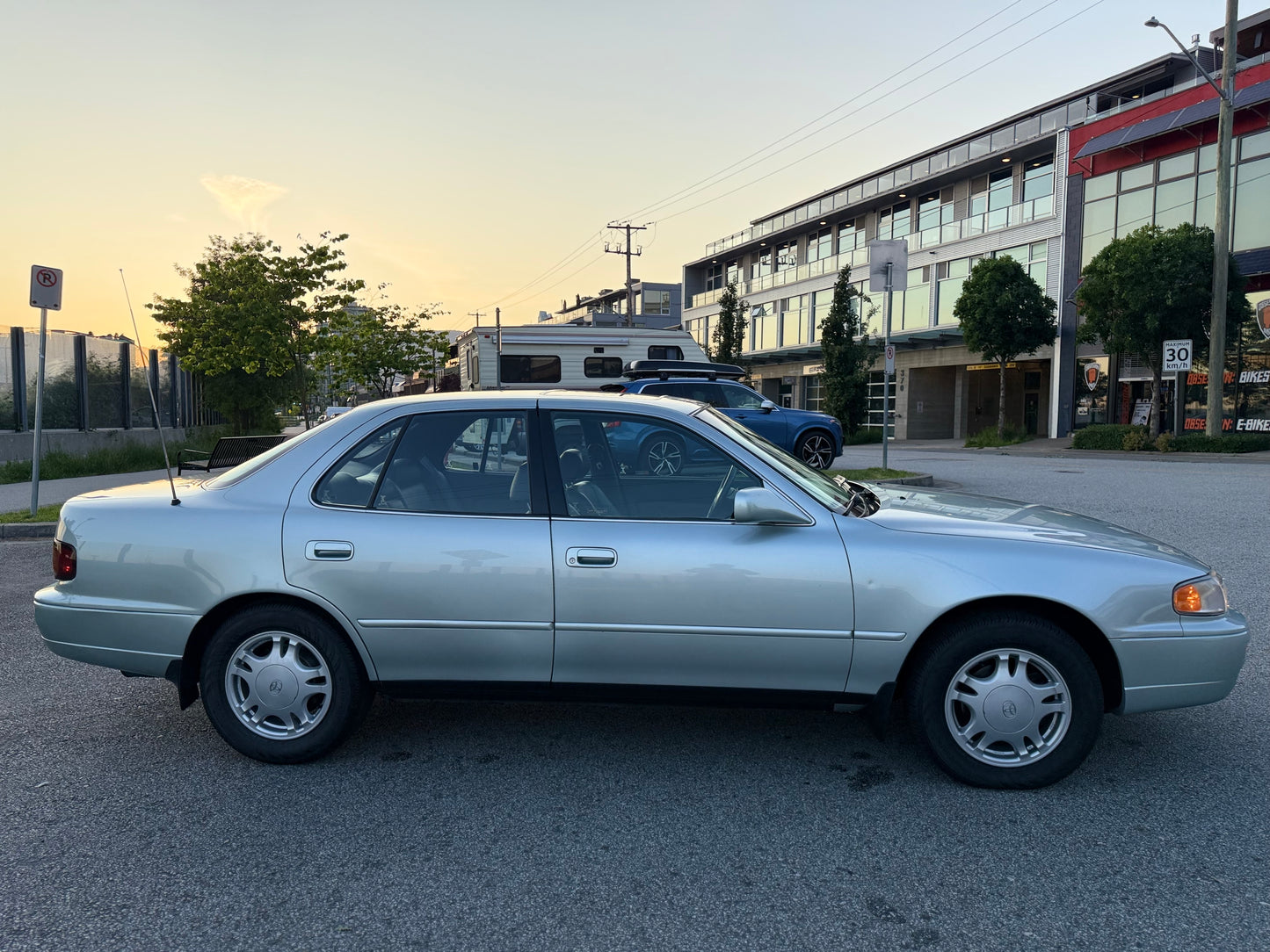 1996 Toyota Camry V6 LE