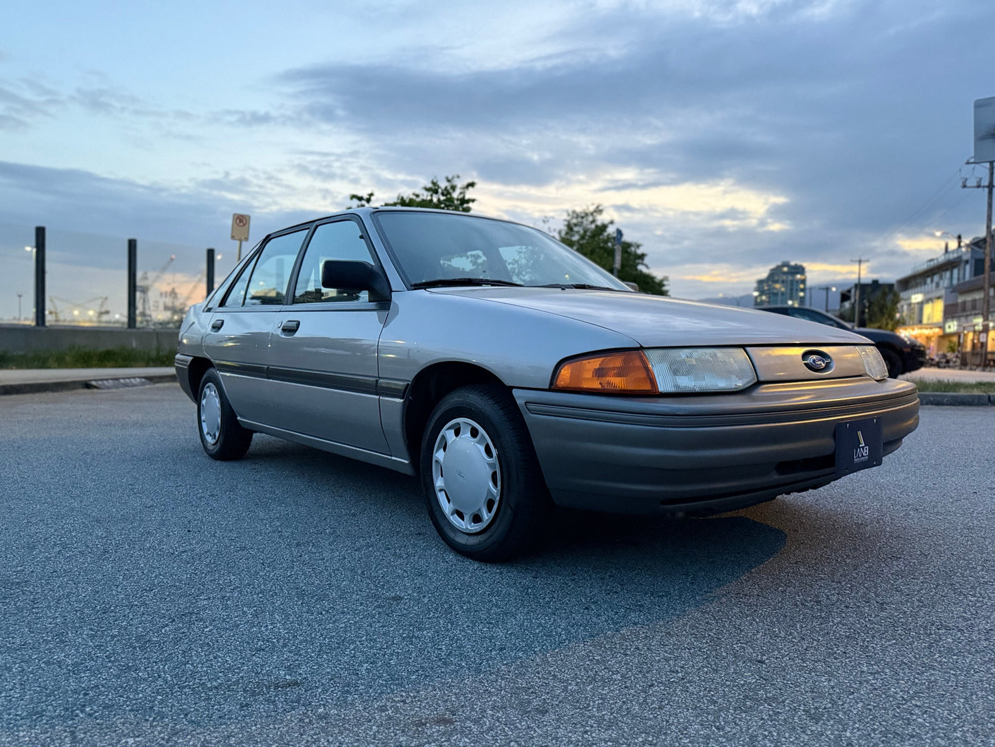 1991 Ford Escort LX
