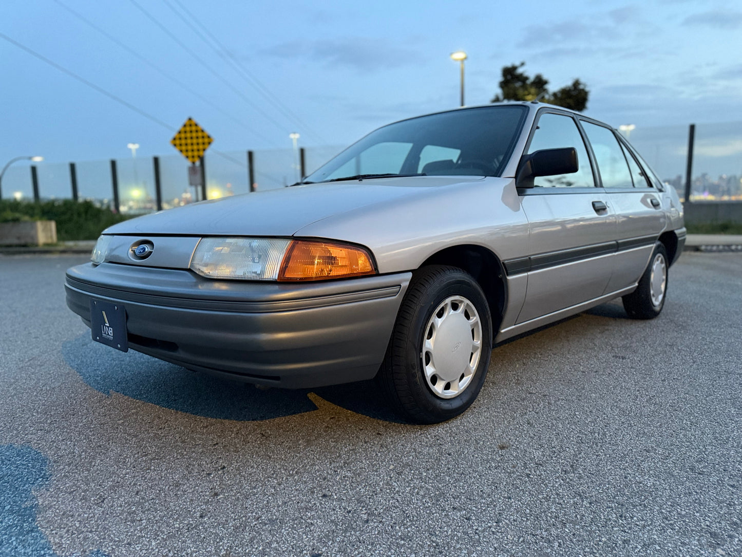 1991 Ford Escort LX