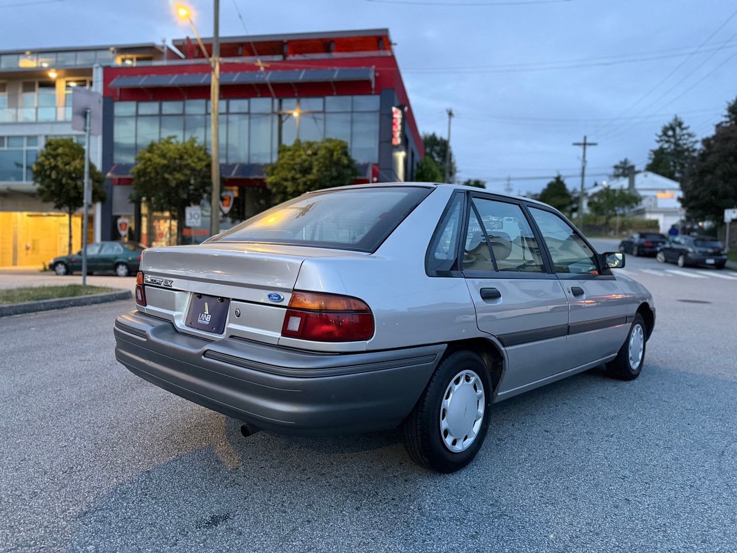 1991 Ford Escort LX