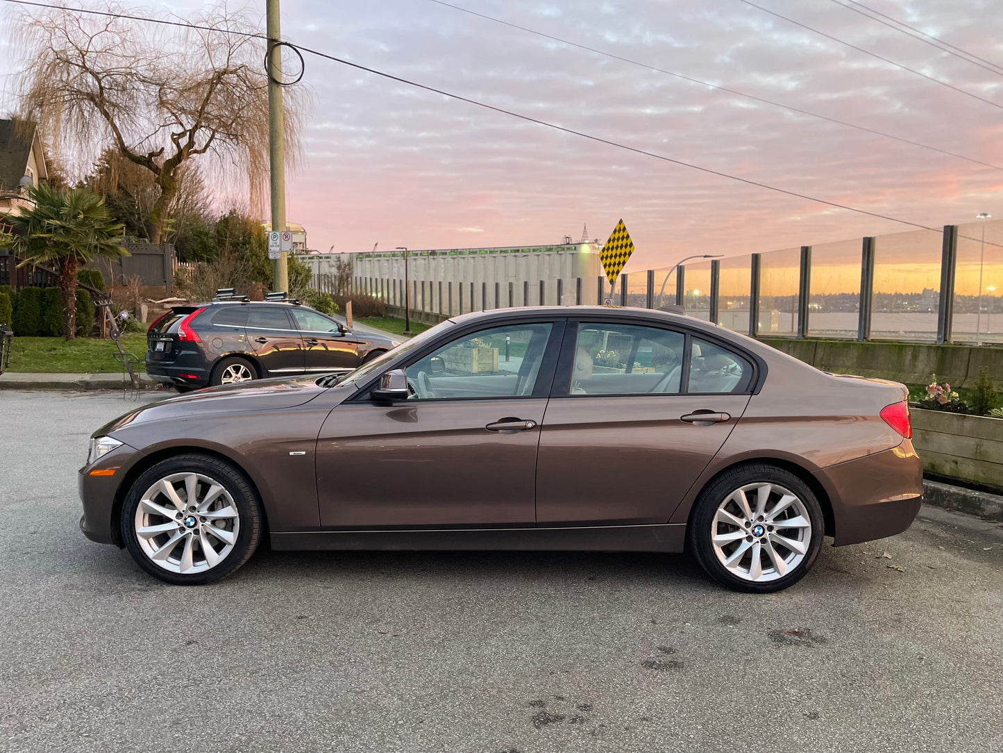2012 BMW 335i Modern Edition