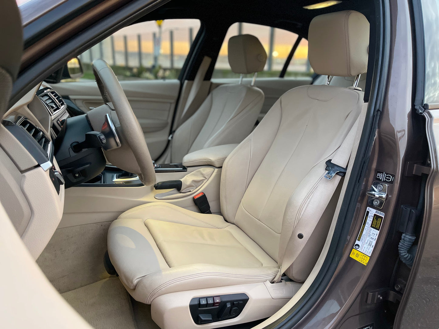 2012 BMW 335i Modern Edition