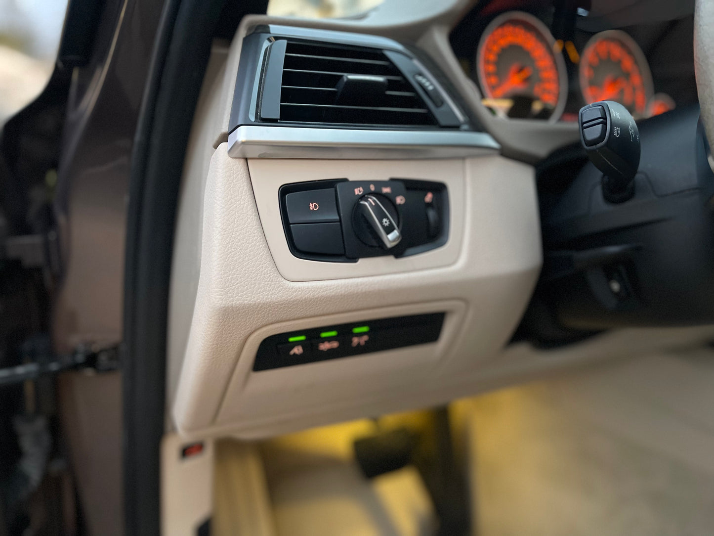 2012 BMW 335i Modern Edition