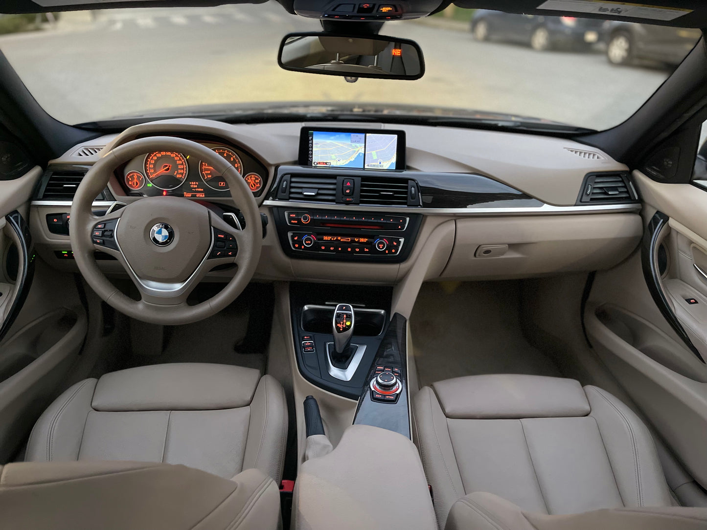 2012 BMW 335i Modern Edition