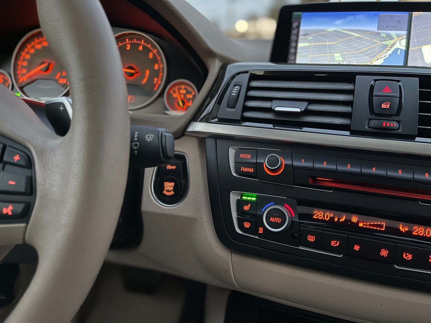 2012 BMW 335i Modern Edition