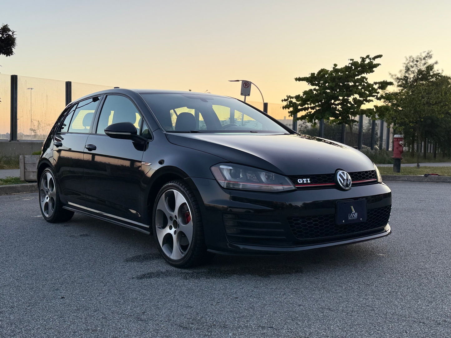 2015 Volkswagen Golf GTI Autobahn Edition