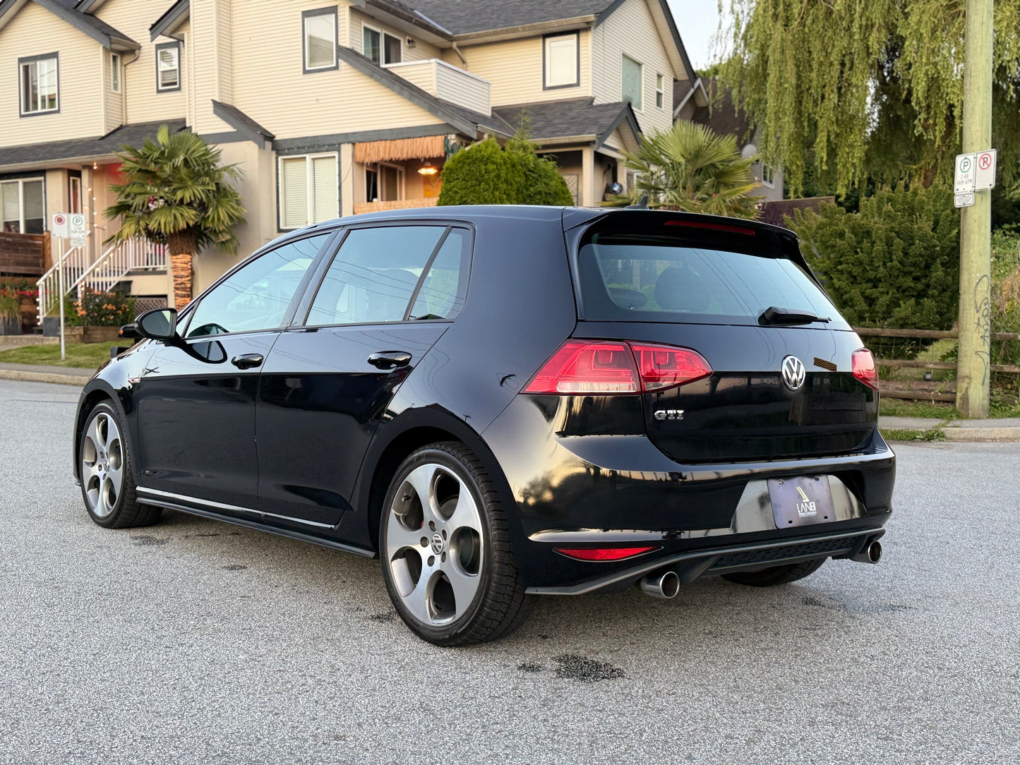 2015 Volkswagen Golf GTI Autobahn Edition