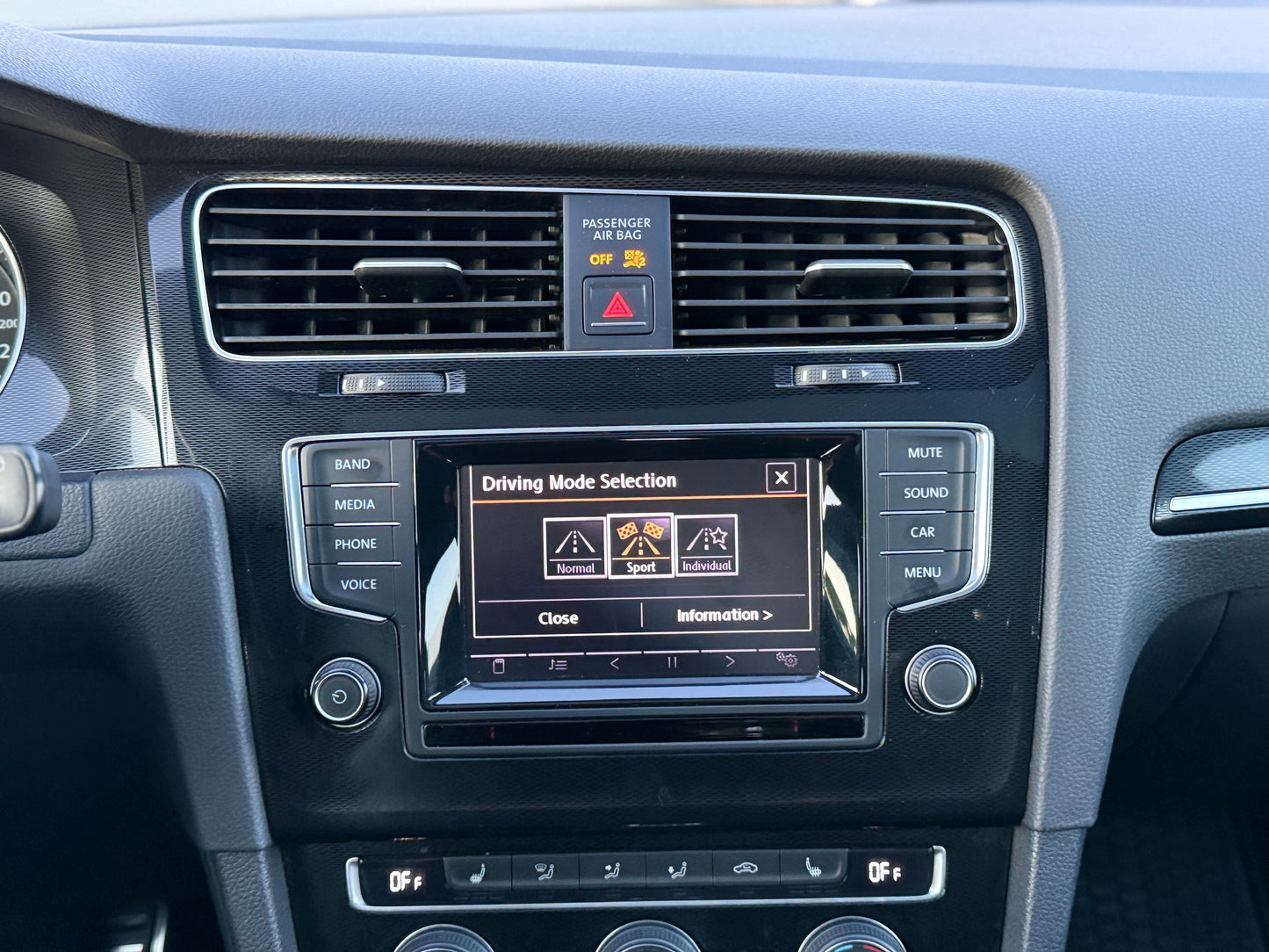 2015 Volkswagen Golf GTI Autobahn Edition