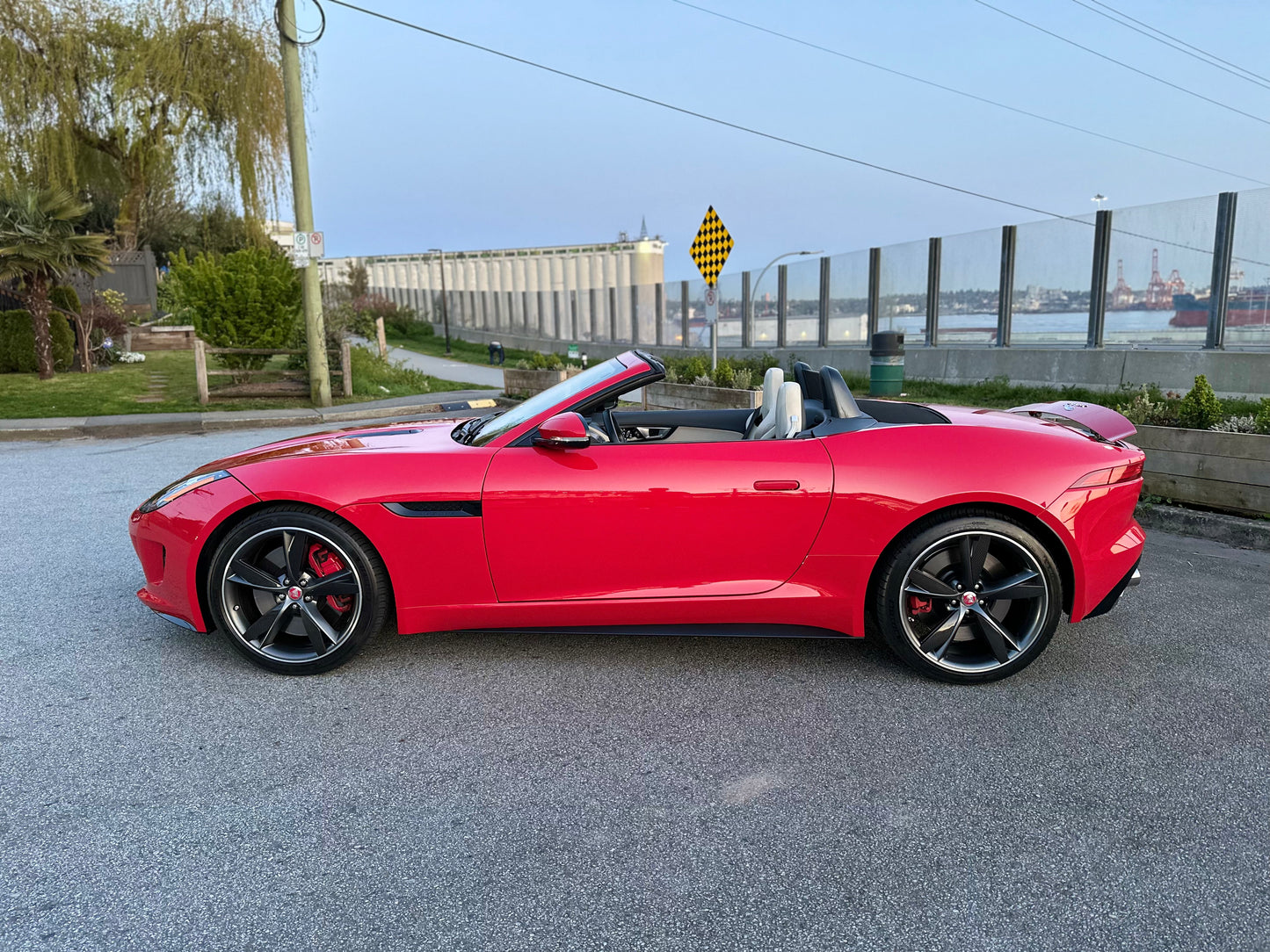 2015 JAGUAR F-TYPE V8 S