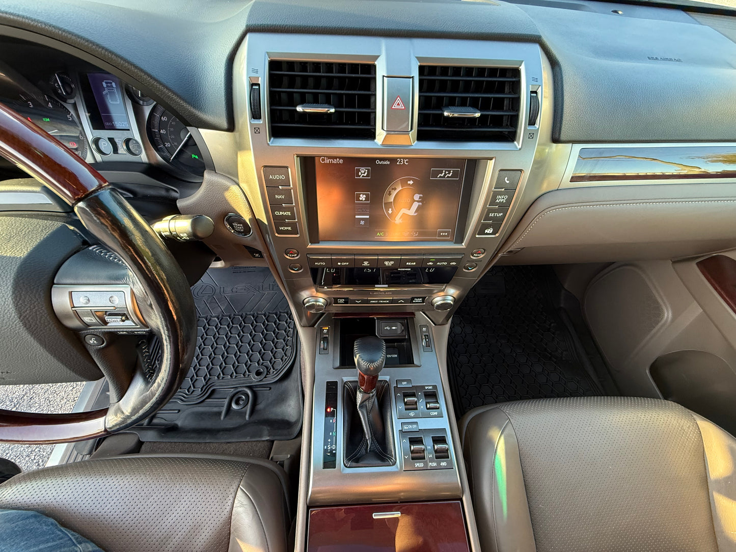 2016 Lexus GX 460 Luxury