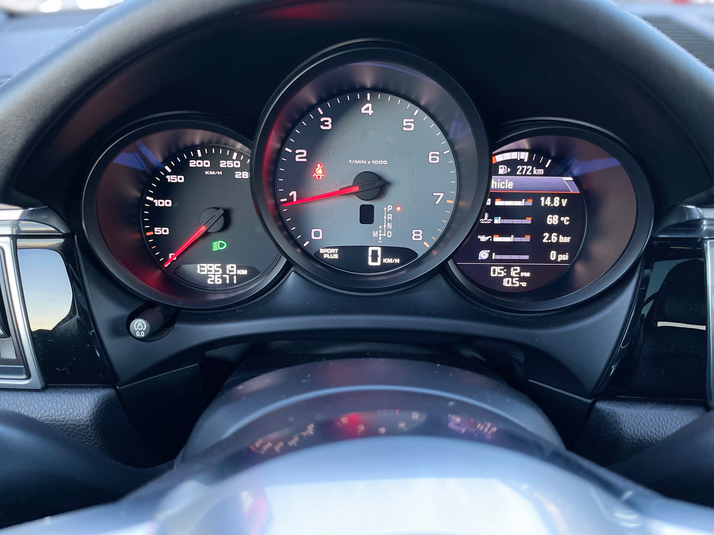 2015 PORSCHE MACAN S Launch Edition