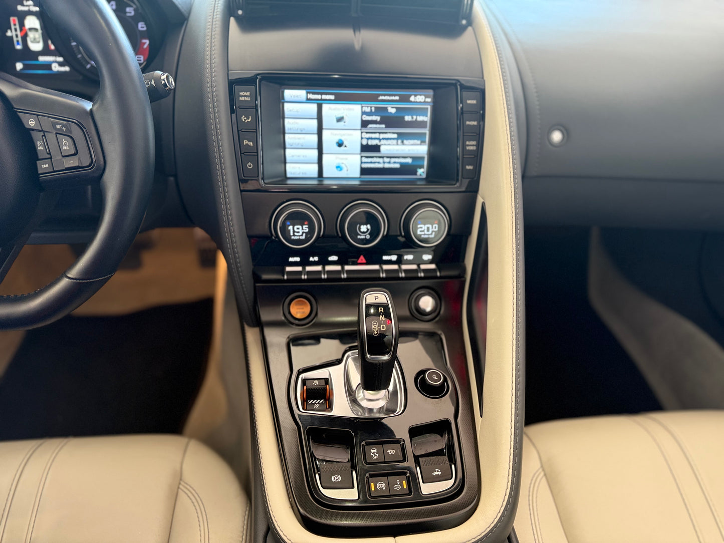 2015 JAGUAR F-TYPE V8 S