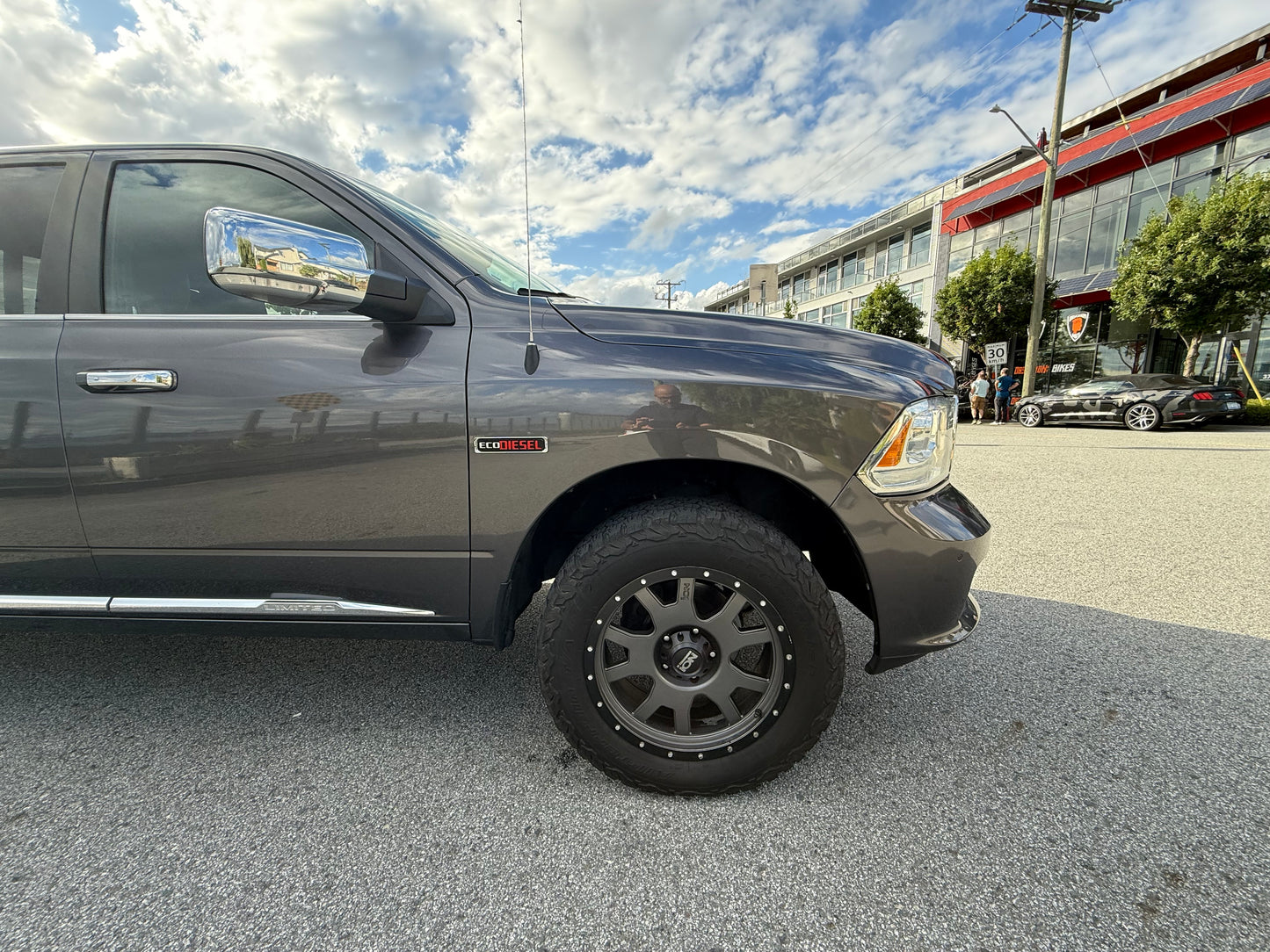 2016 RAM 1500 Limited 4WD Crew Cab 140.5"