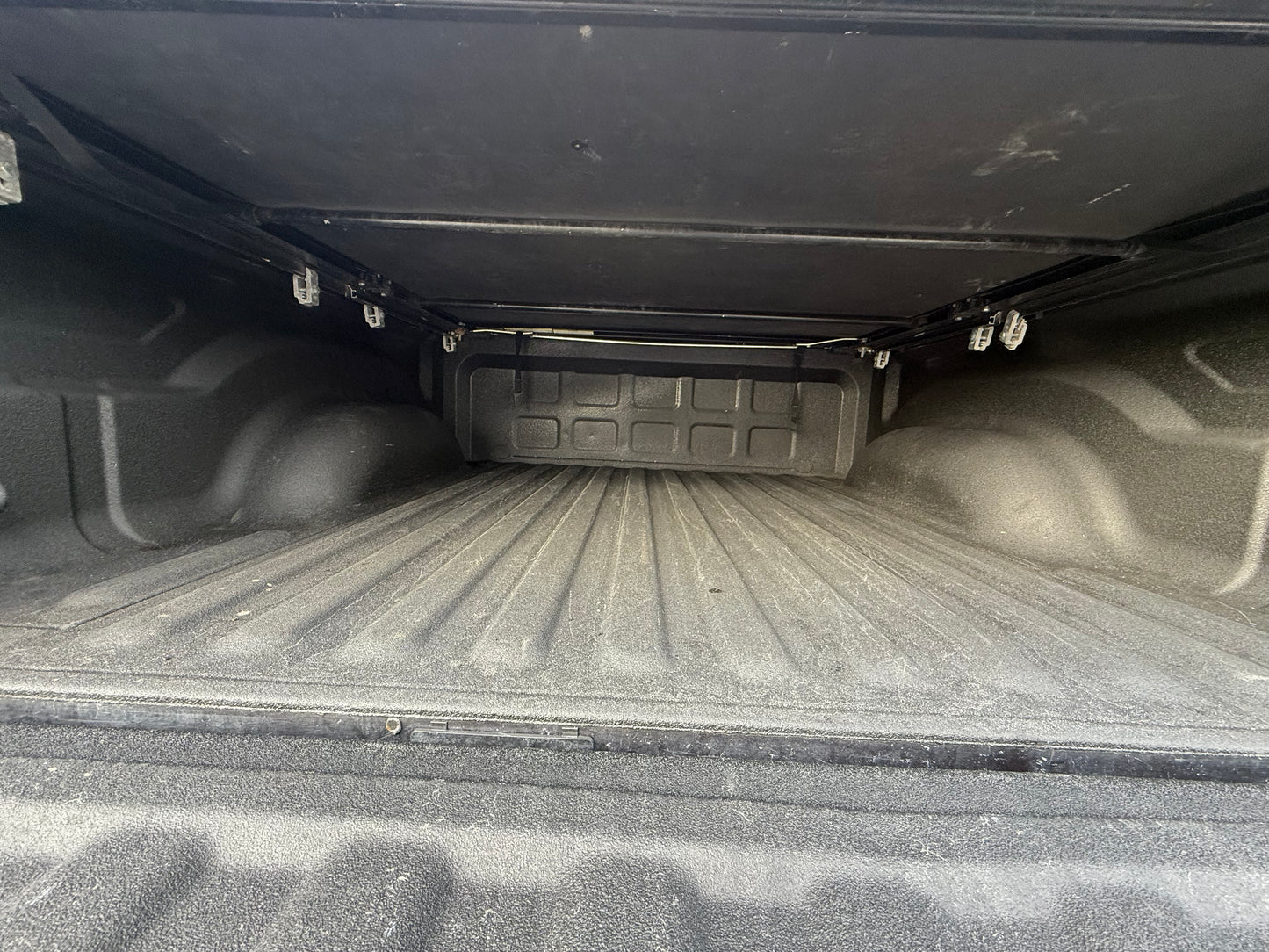 2016 RAM 1500 Limited 4WD Crew Cab 140.5"