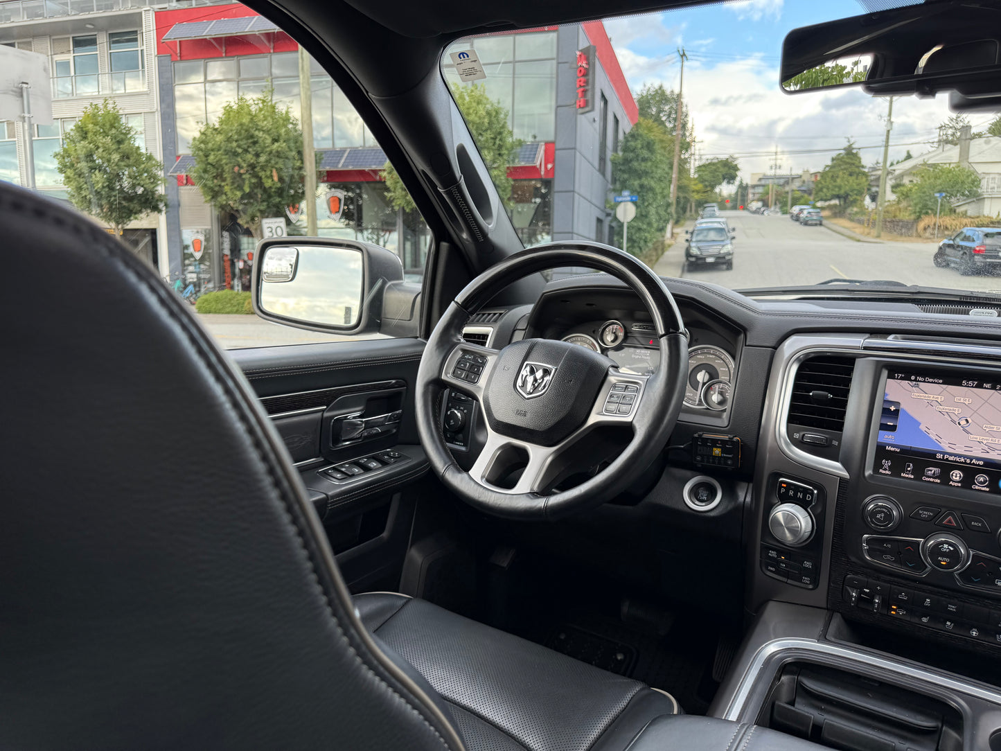 2016 RAM 1500 Limited 4WD Crew Cab 140.5"