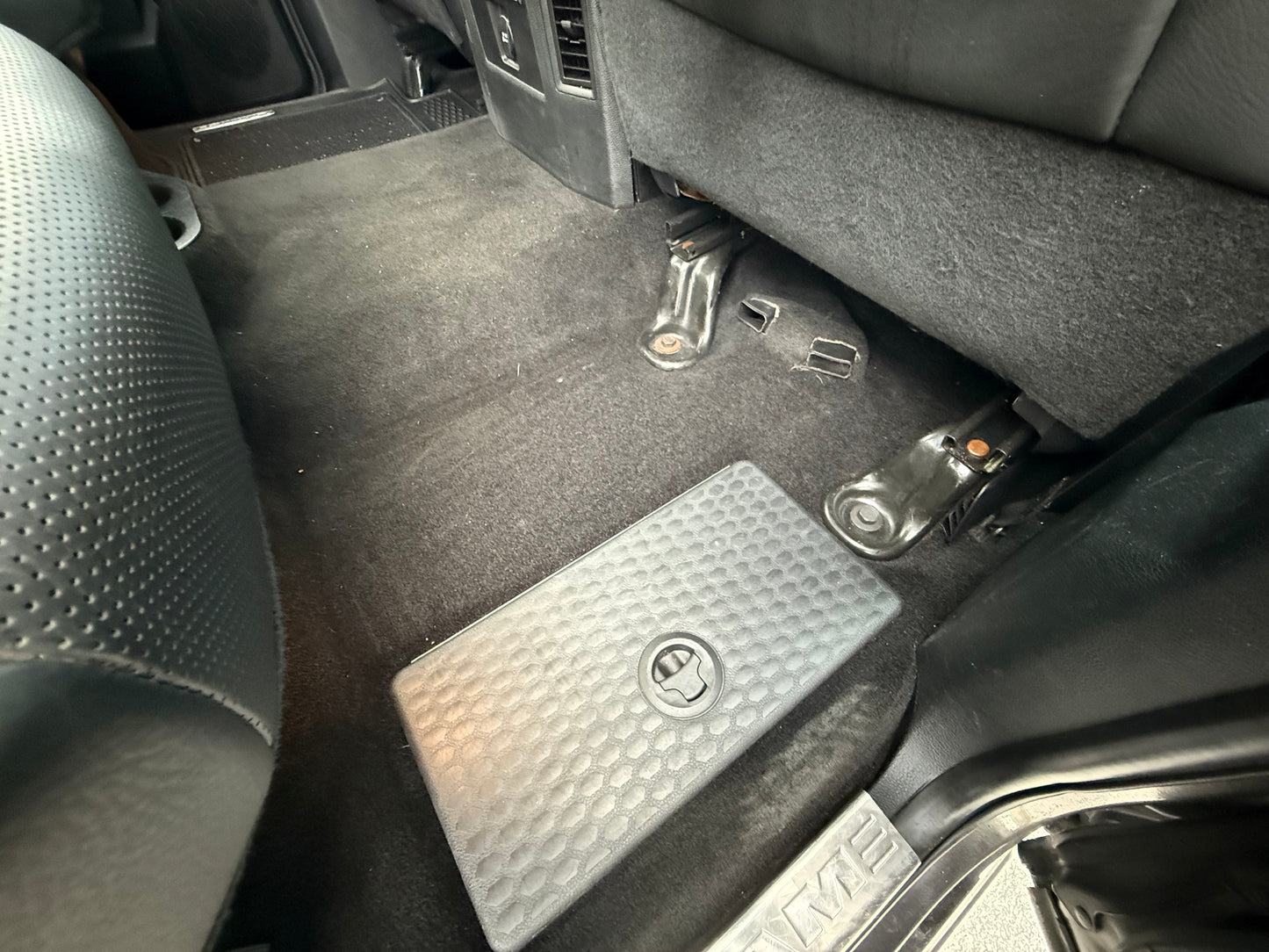 2016 RAM 1500 Limited 4WD Crew Cab 140.5"