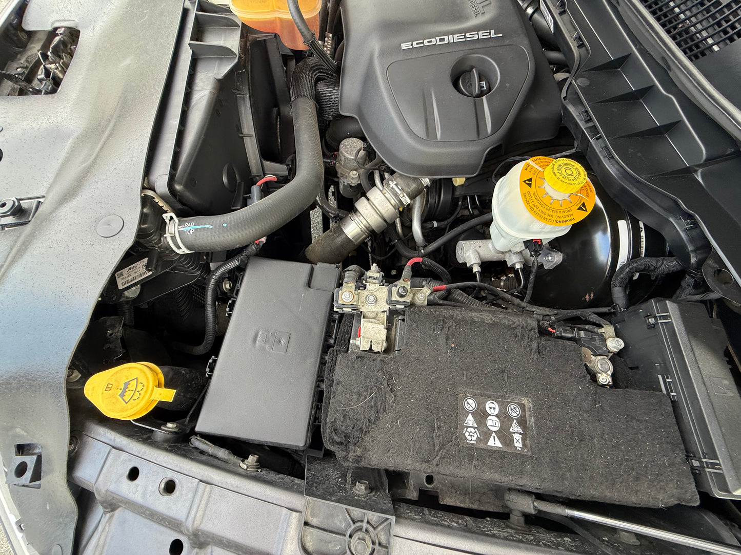 2016 RAM 1500 Limited 4WD Crew Cab 140.5"