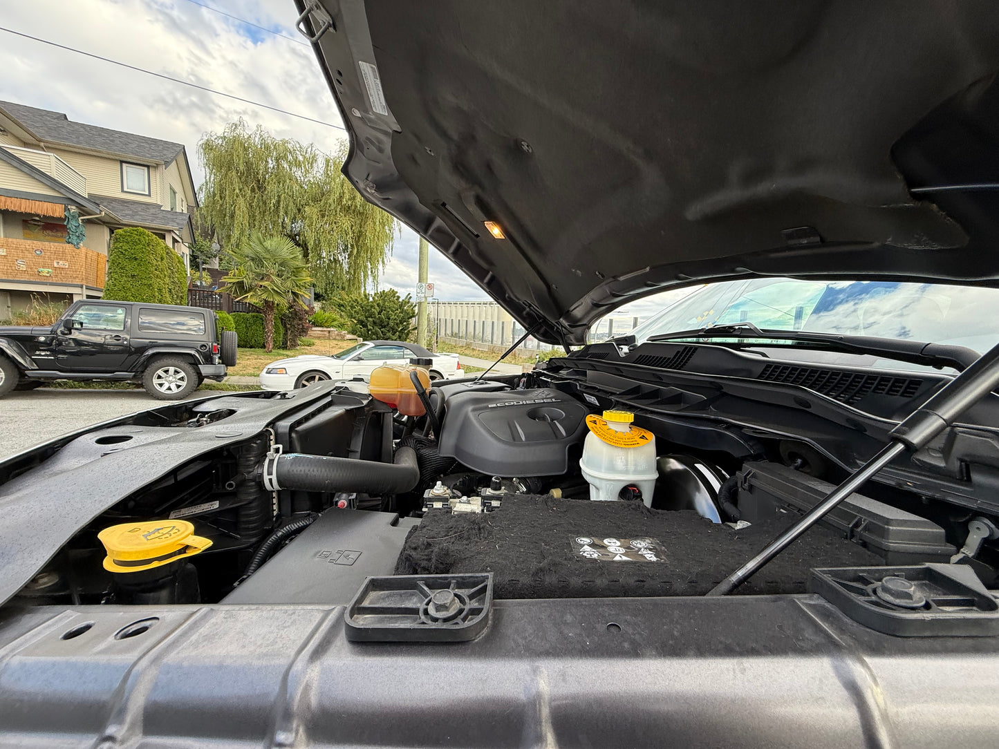 2016 RAM 1500 Limited 4WD Crew Cab 140.5"