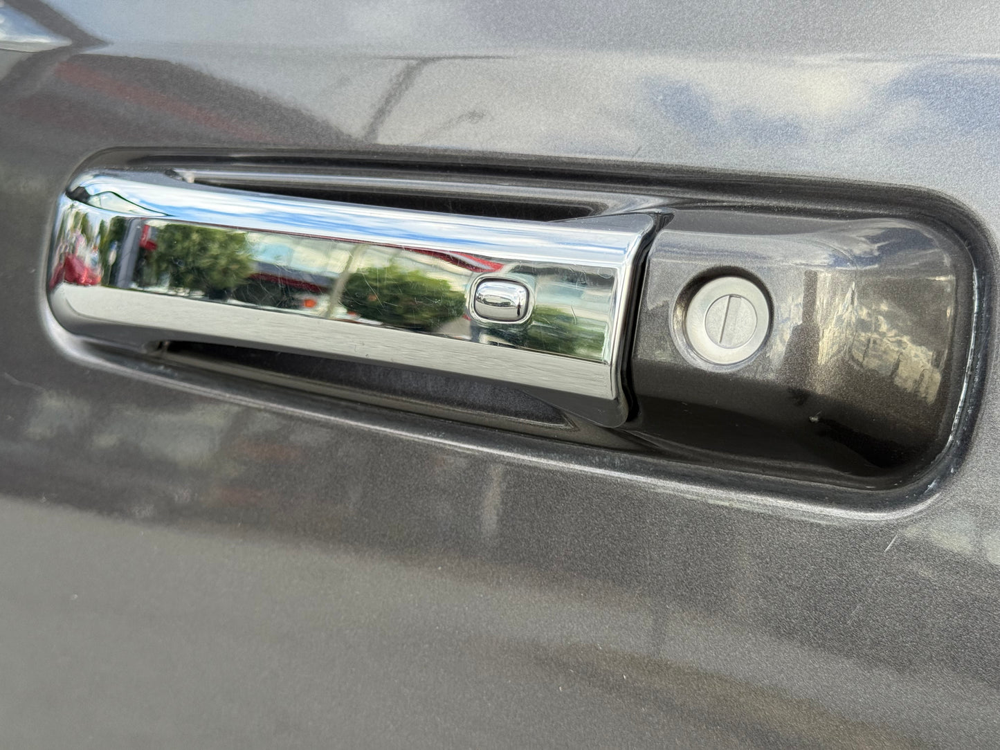 2016 RAM 1500 Limited 4WD Crew Cab 140.5"