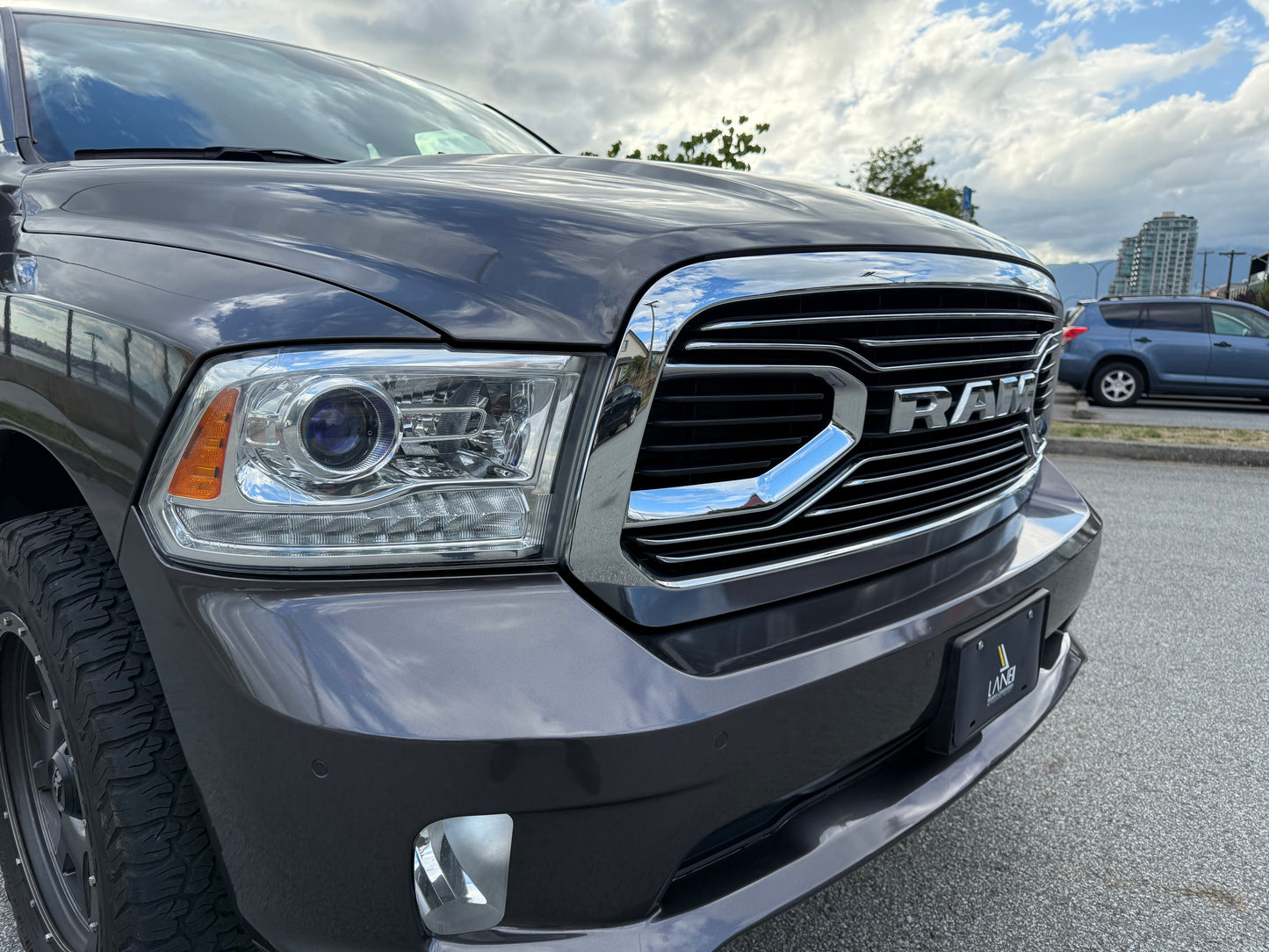 2016 RAM 1500 Limited 4WD Crew Cab 140.5"