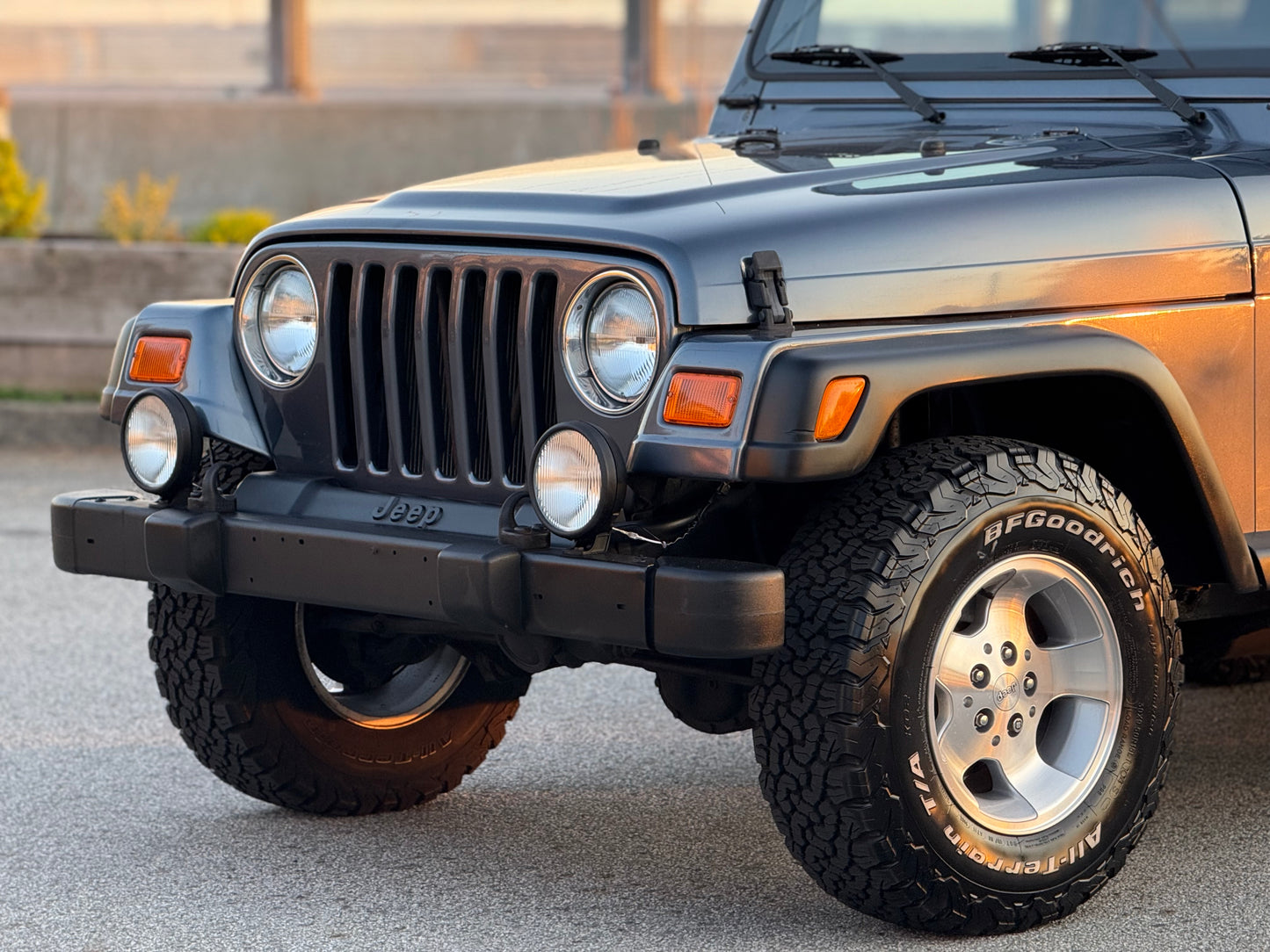 Jeep Wrangler TJ Sport – Manual, 4WD