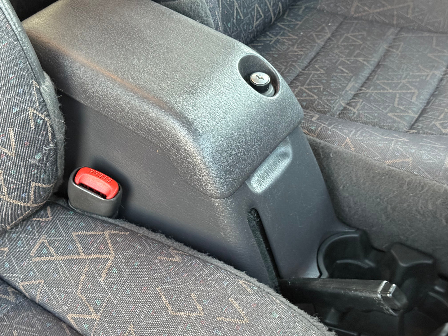 Jeep Wrangler TJ Sport – Manual, 4WD