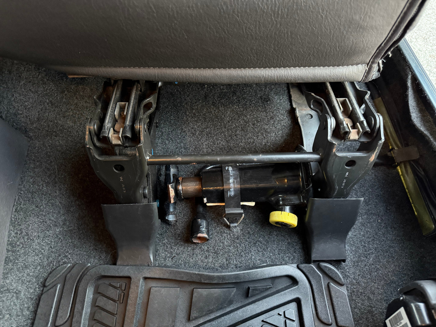 Jeep Wrangler TJ Sport – Manual, 4WD