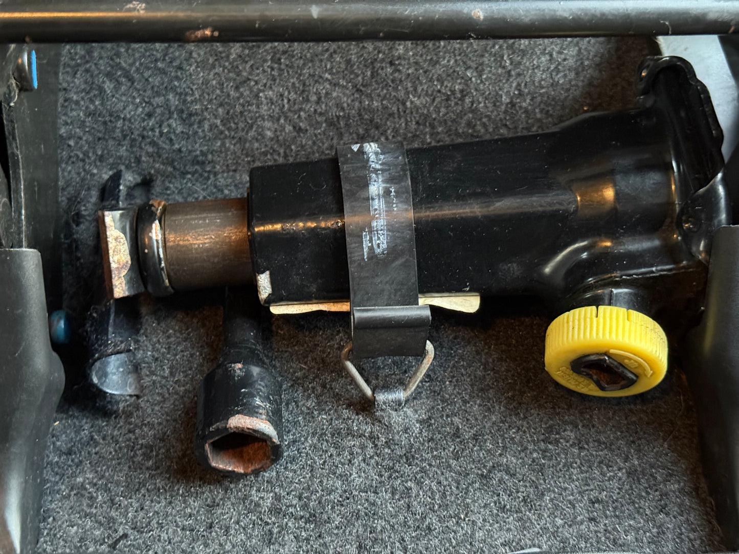 Jeep Wrangler TJ Sport – Manual, 4WD