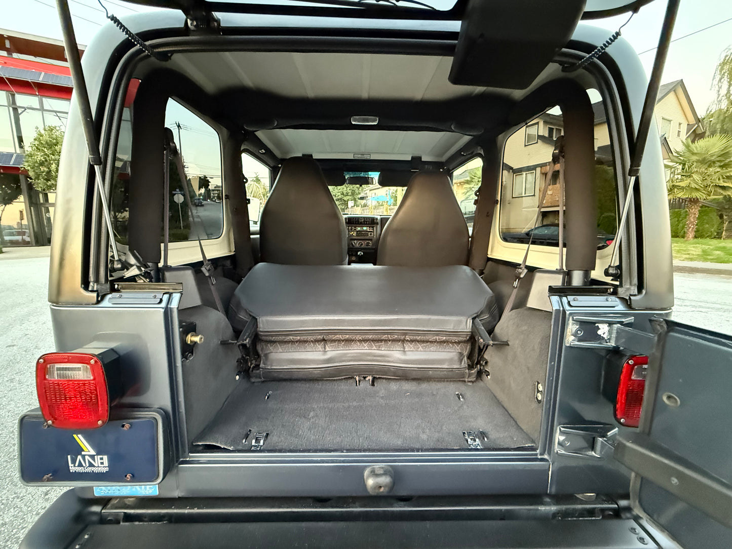 Jeep Wrangler TJ Sport – Manual, 4WD