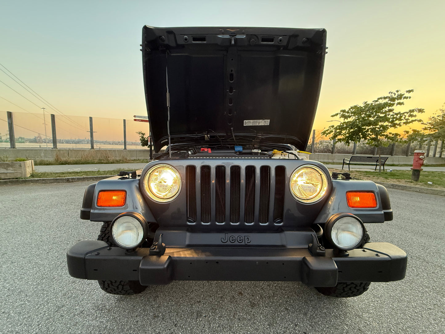 Jeep Wrangler TJ Sport – Manual, 4WD