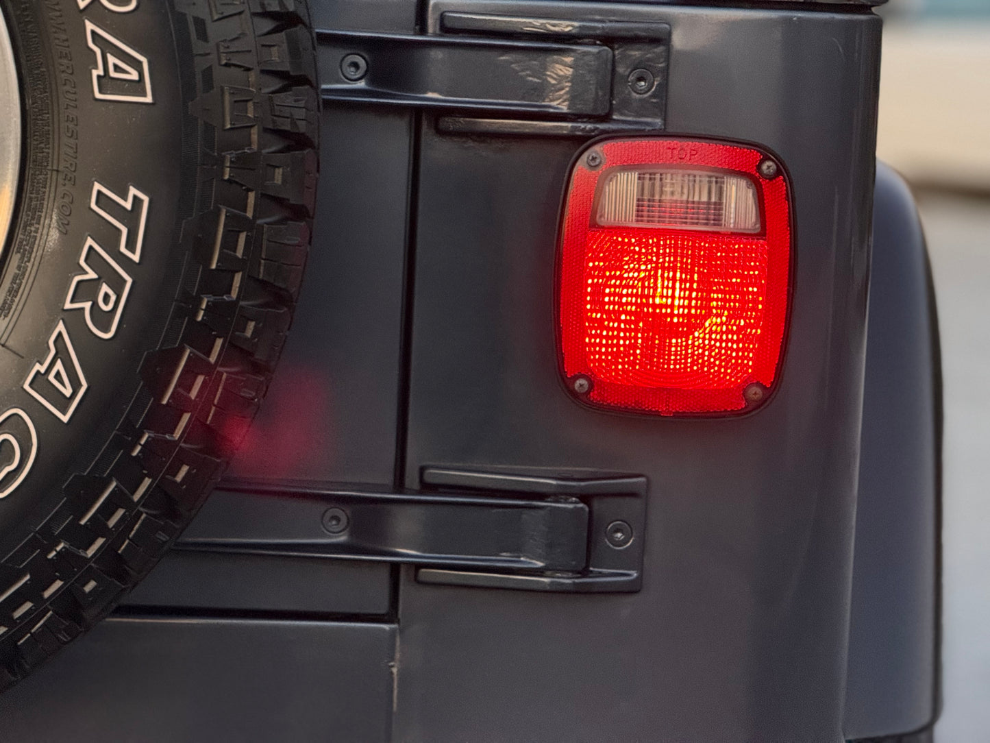 Jeep Wrangler TJ Sport – Manual, 4WD