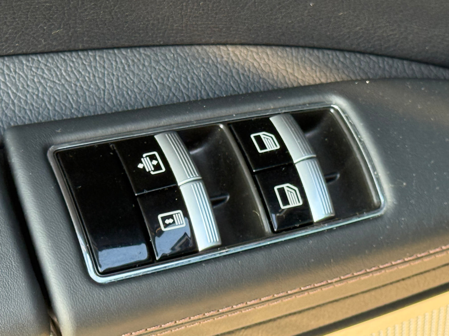 2012 Mercedes-Benz S63 AMG – Performance Package – Long Wheelbase