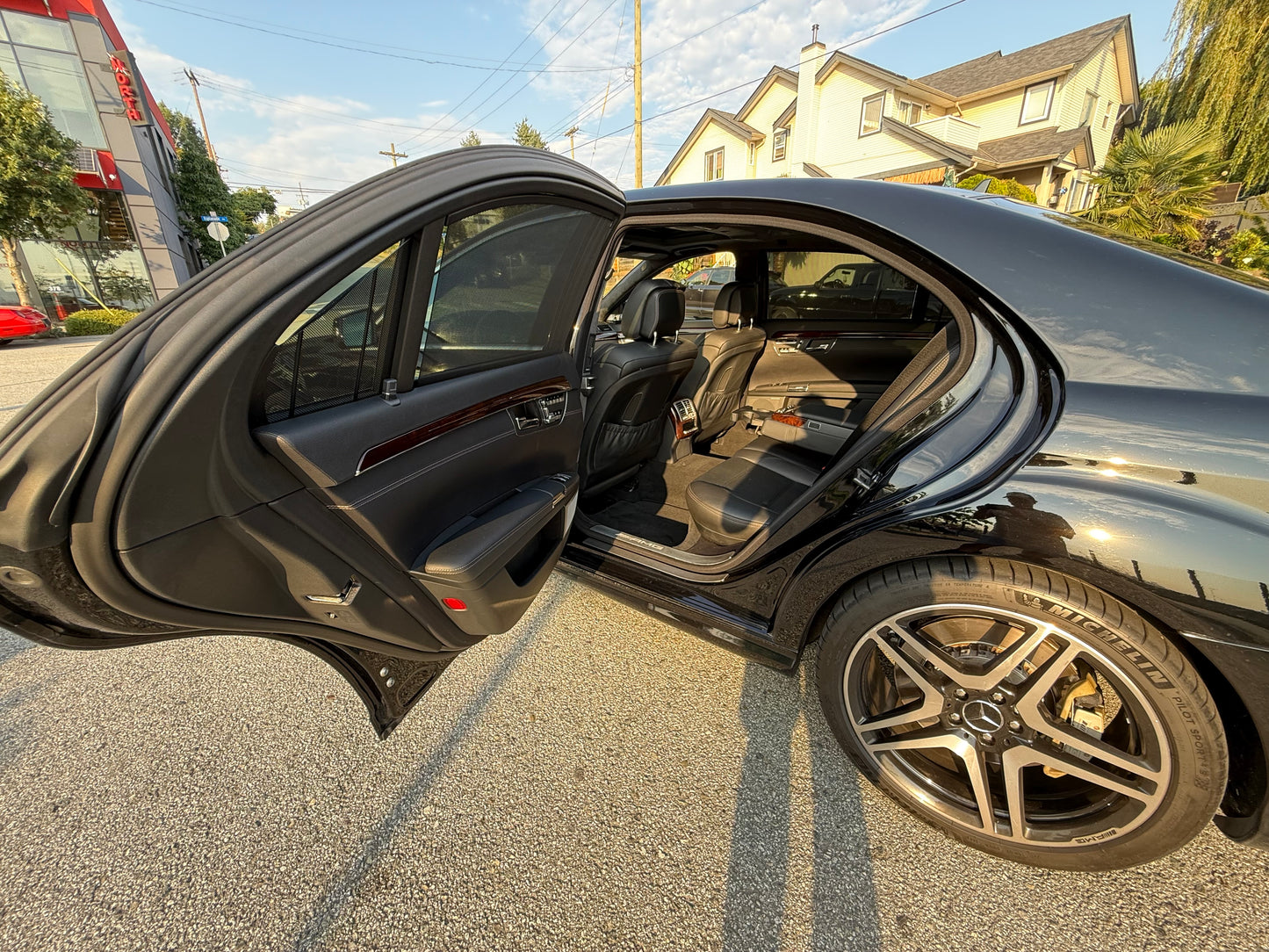 2012 Mercedes-Benz S63 AMG – Performance Package – Long Wheelbase