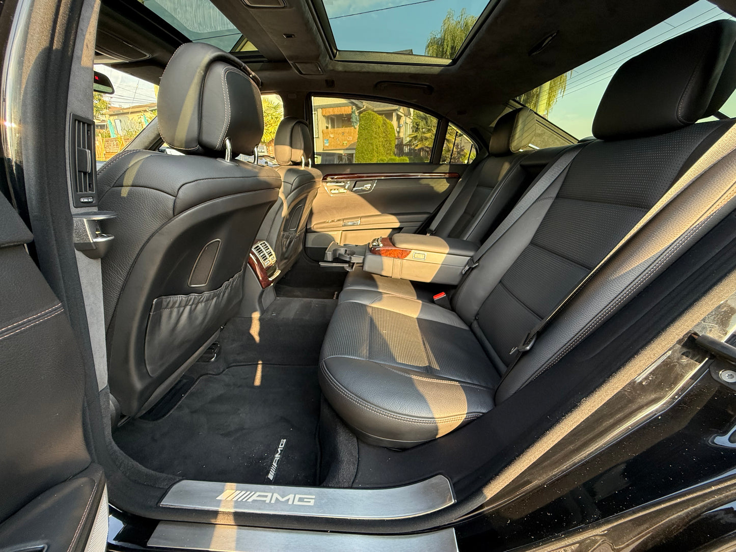 2012 Mercedes-Benz S63 AMG – Performance Package – Long Wheelbase
