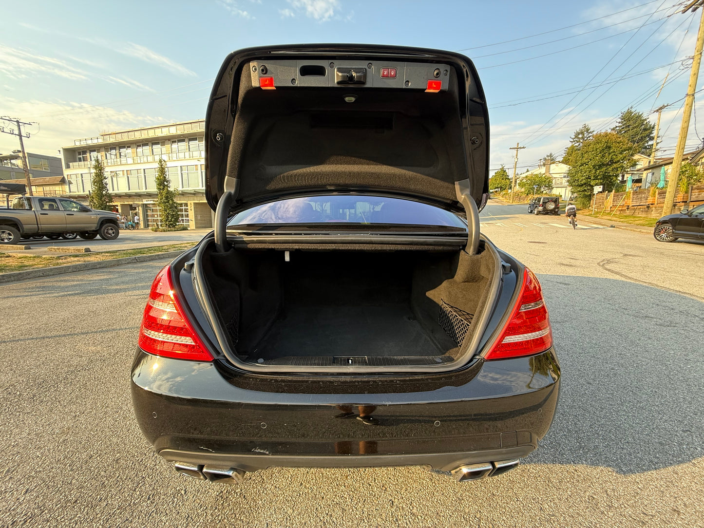 2012 Mercedes-Benz S63 AMG – Performance Package – Long Wheelbase