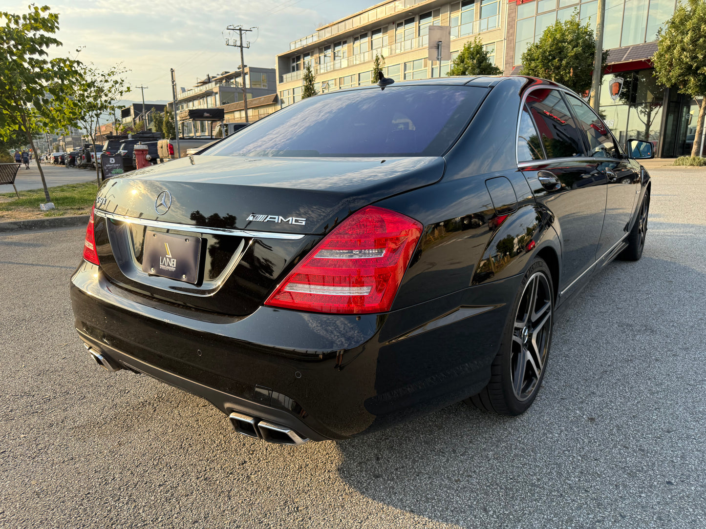 2012 Mercedes-Benz S63 AMG – Performance Package – Long Wheelbase
