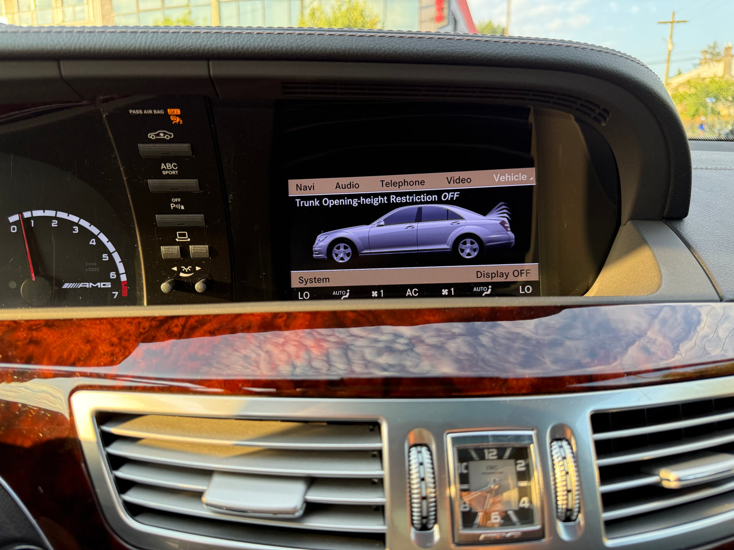 2012 Mercedes-Benz S63 AMG – Performance Package – Long Wheelbase