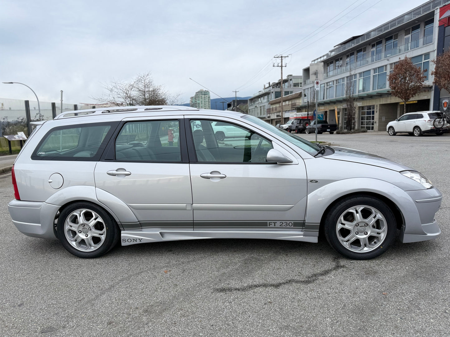 2003 Ford Focus SVT