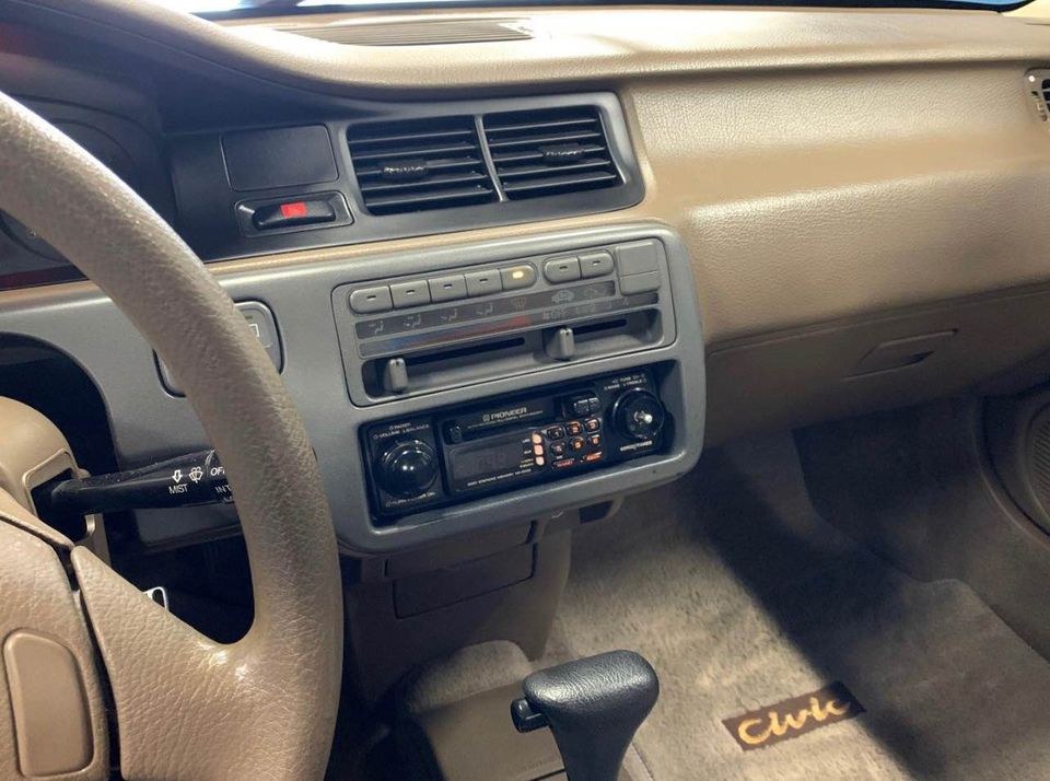 1992 HONDA CIVIC LX